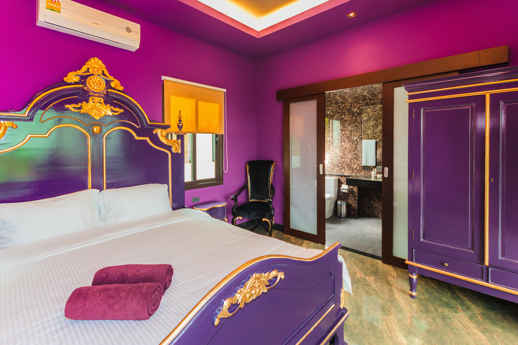 Jewels Villas Phuket пляж Сурин Екстер'єр фото