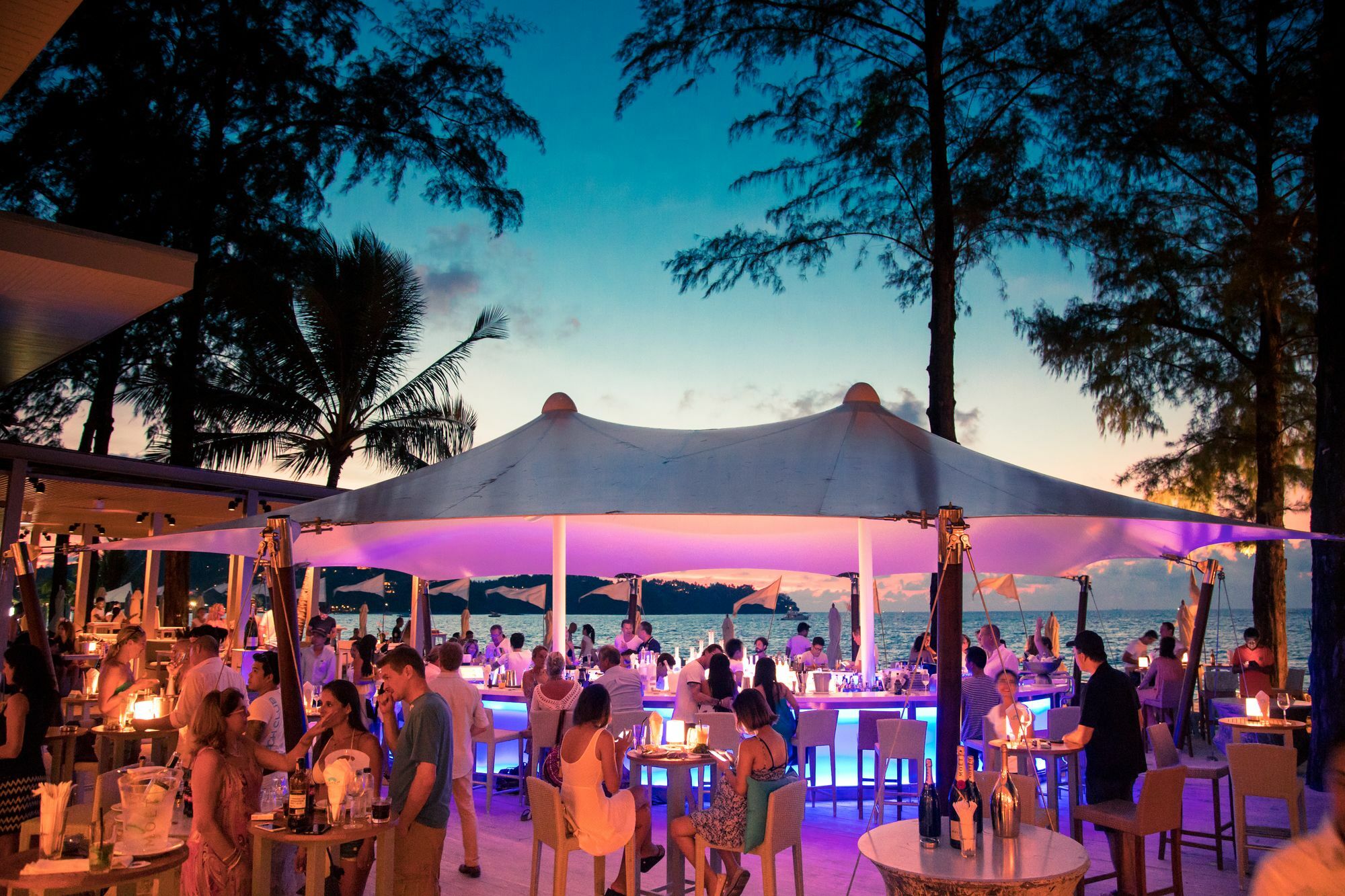 Jewels Villas Phuket пляж Сурин Екстер'єр фото