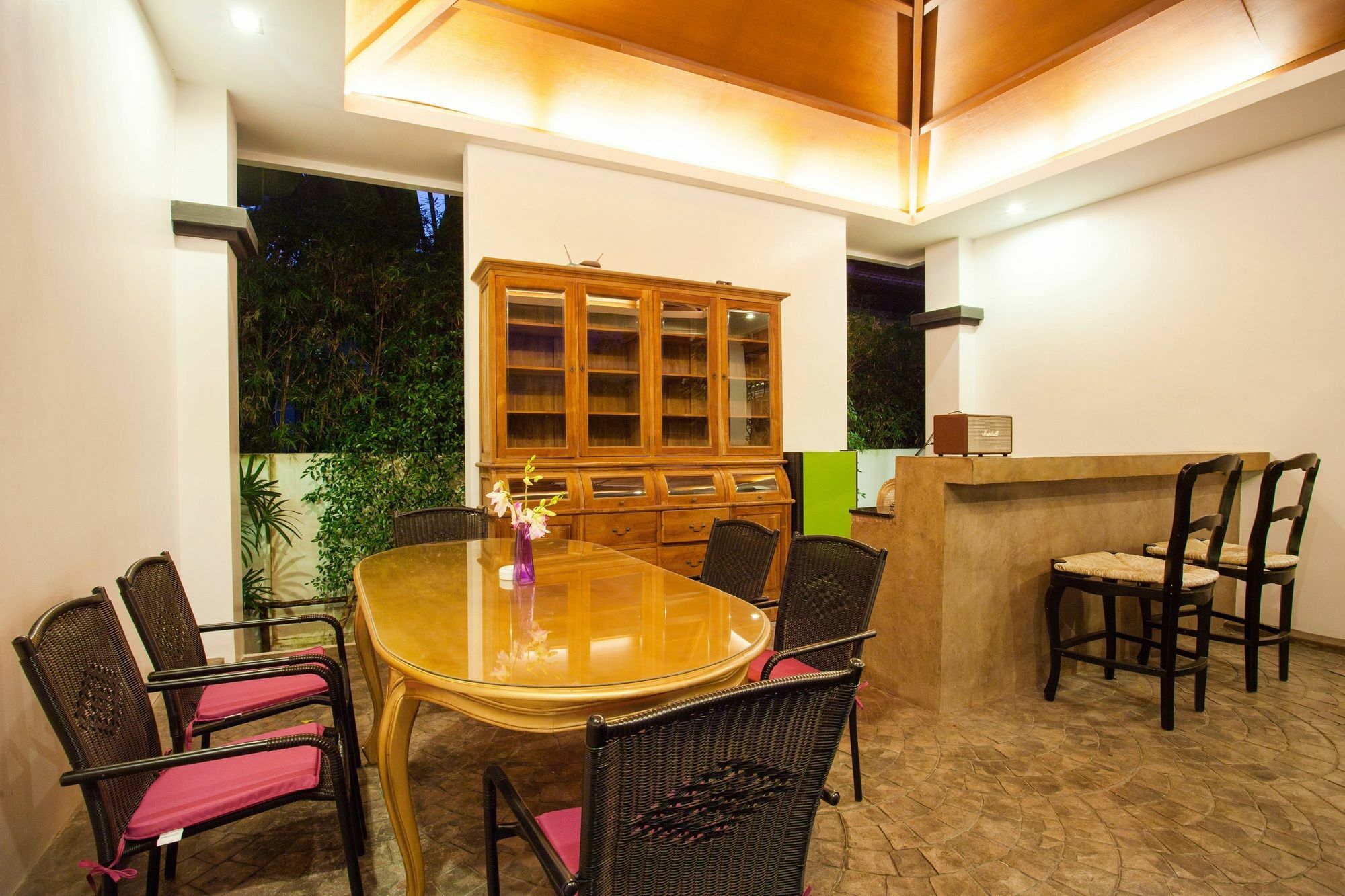 Jewels Villas Phuket пляж Сурин Екстер'єр фото