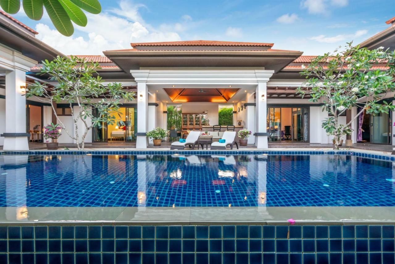 Jewels Villas Phuket пляж Сурин Екстер'єр фото