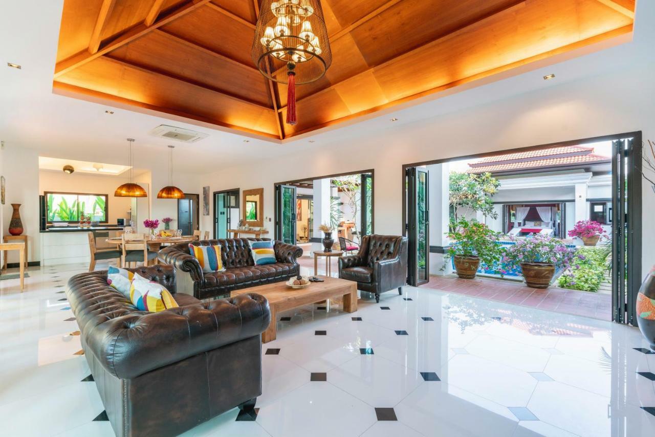 Jewels Villas Phuket пляж Сурин Екстер'єр фото